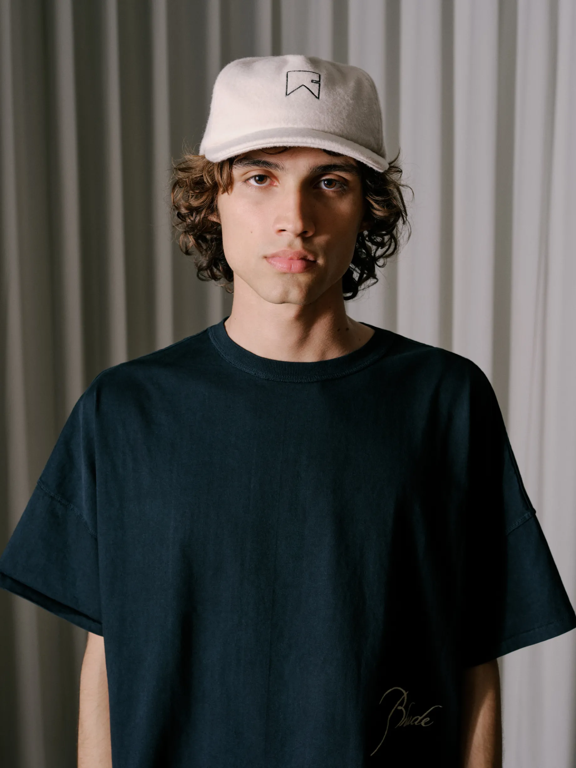 CASHMERE CHEVRON LOGO HAT