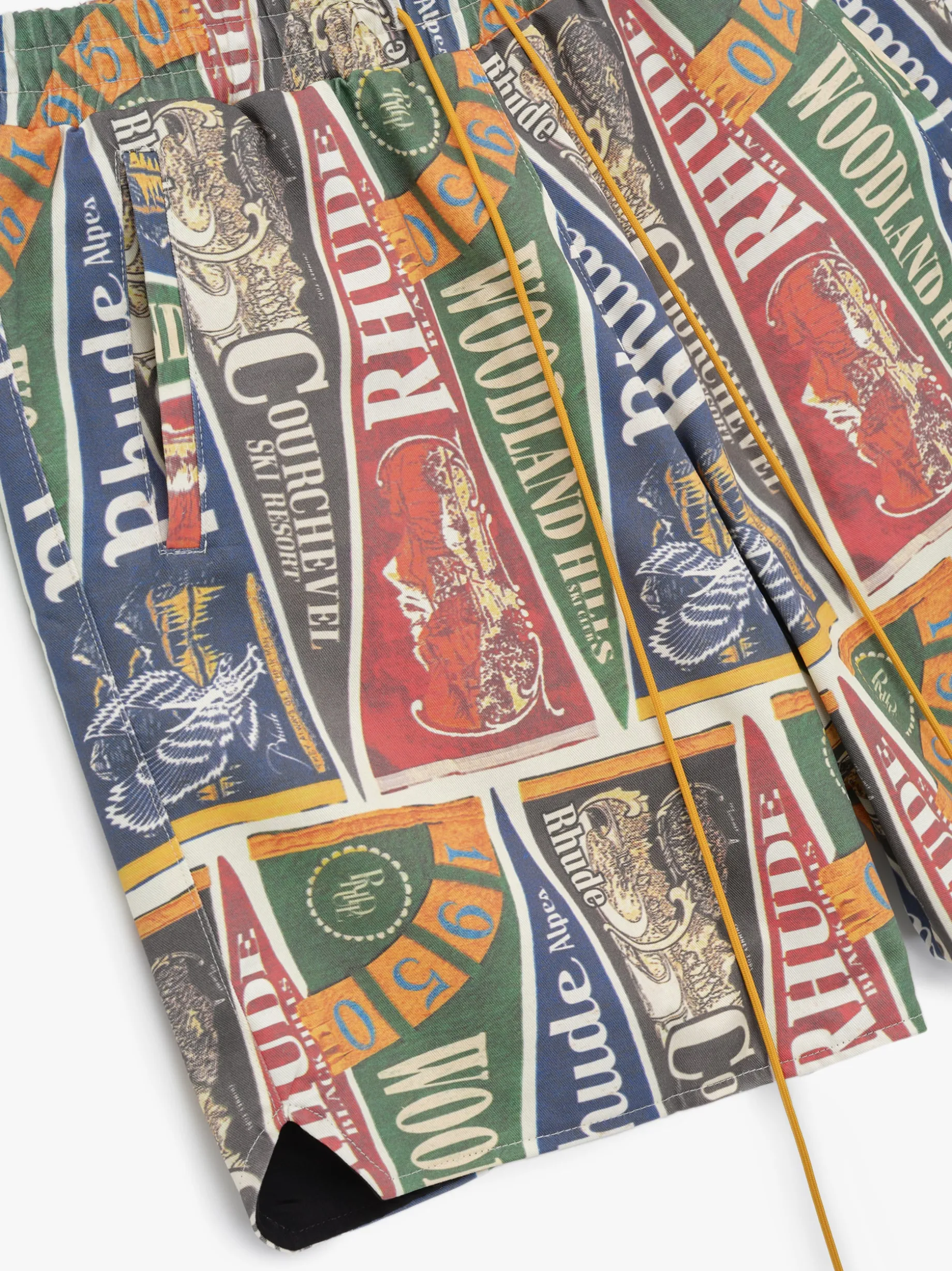 COLLEGIATE FLAG TWILL SHORT