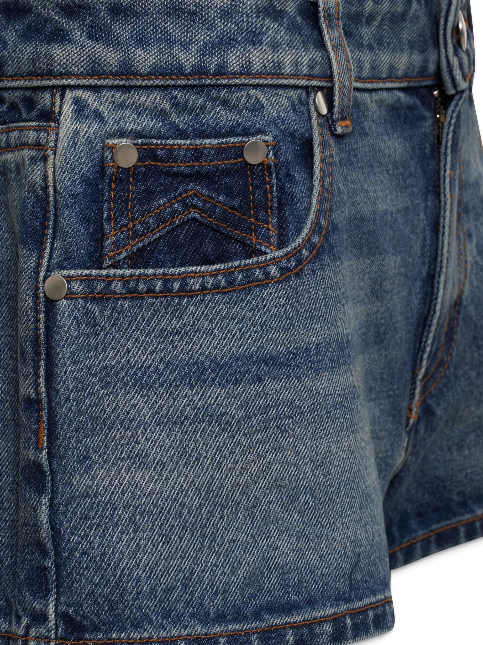 LOW-WAIST DENIM SHORTS