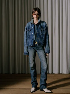 LOW-WAIST FLARE DENIM