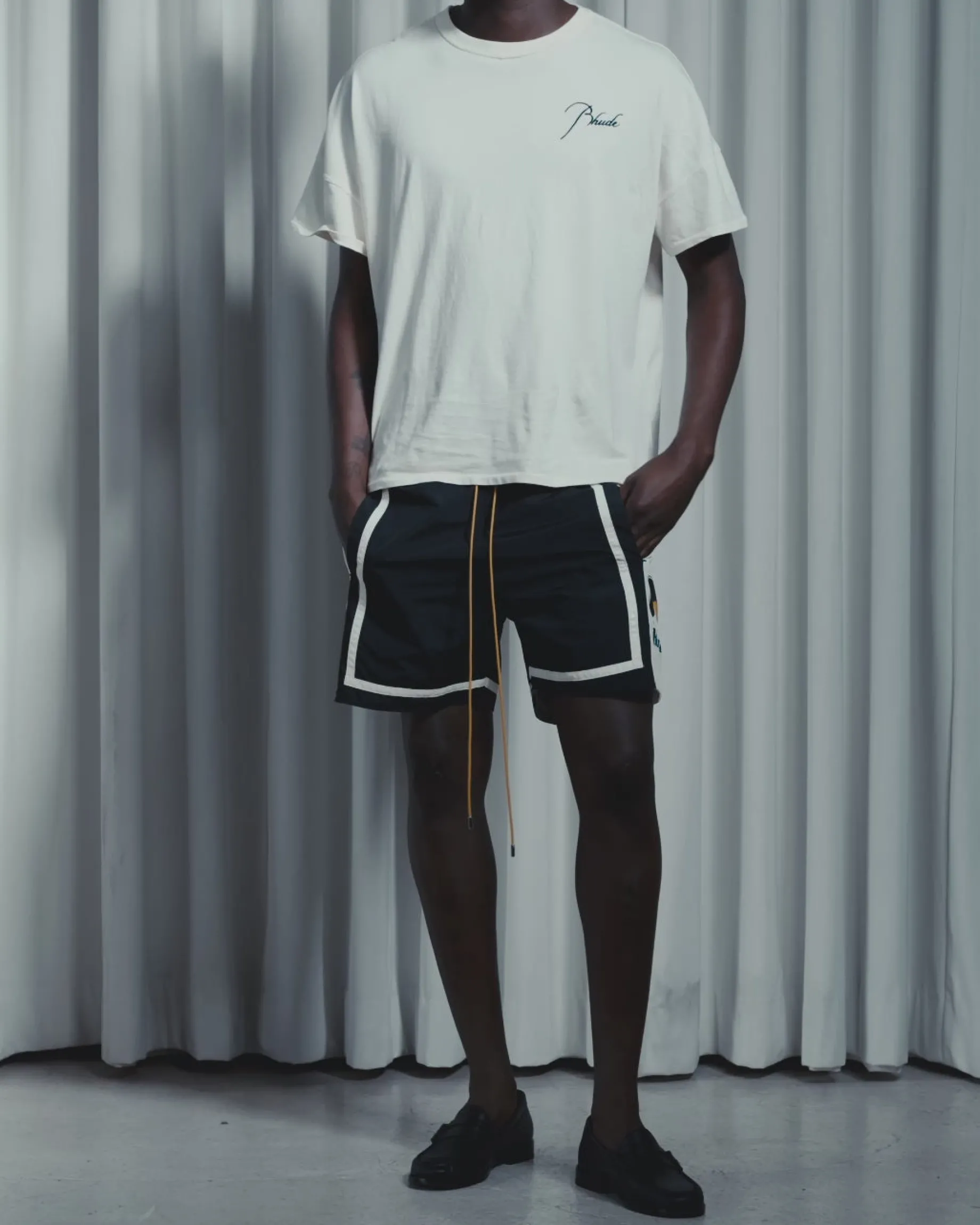 MOONLIGHT SHORT