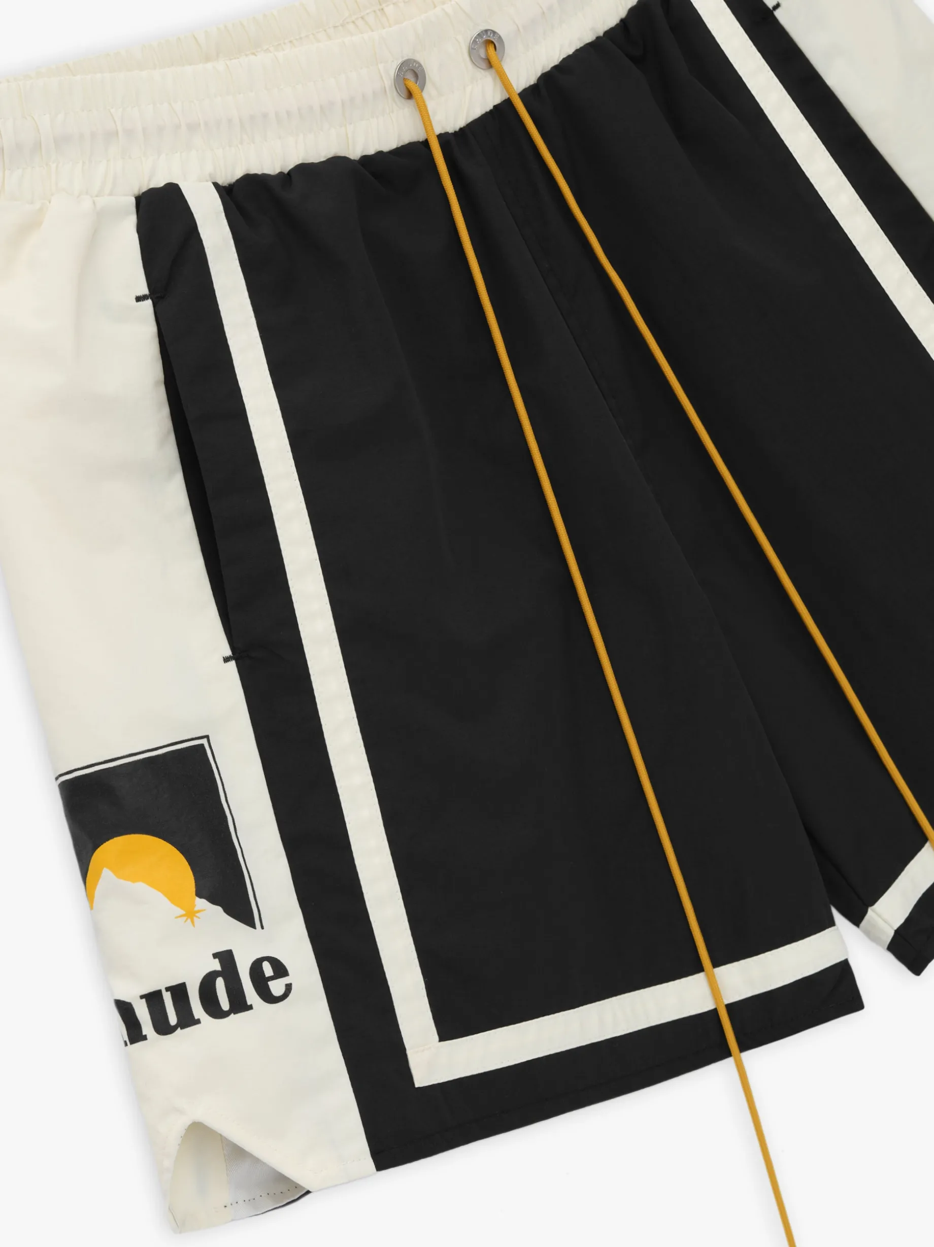 MOONLIGHT SHORT