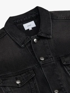 OVERSIZED DENIM TRUCKER JACKET