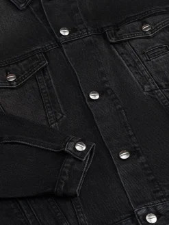 OVERSIZED DENIM TRUCKER JACKET
