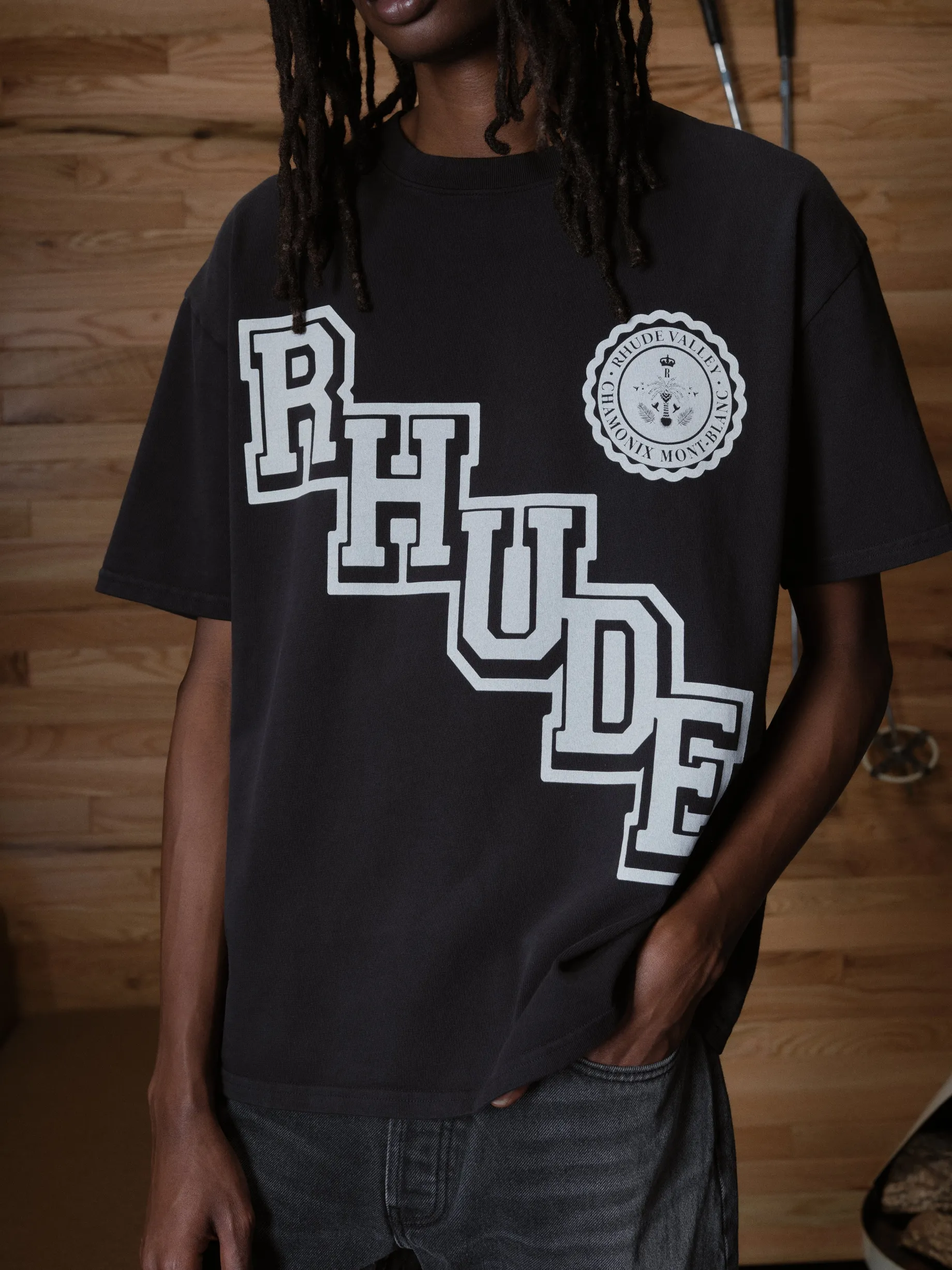 RHUDE COLLEGIATE CREST TEE
