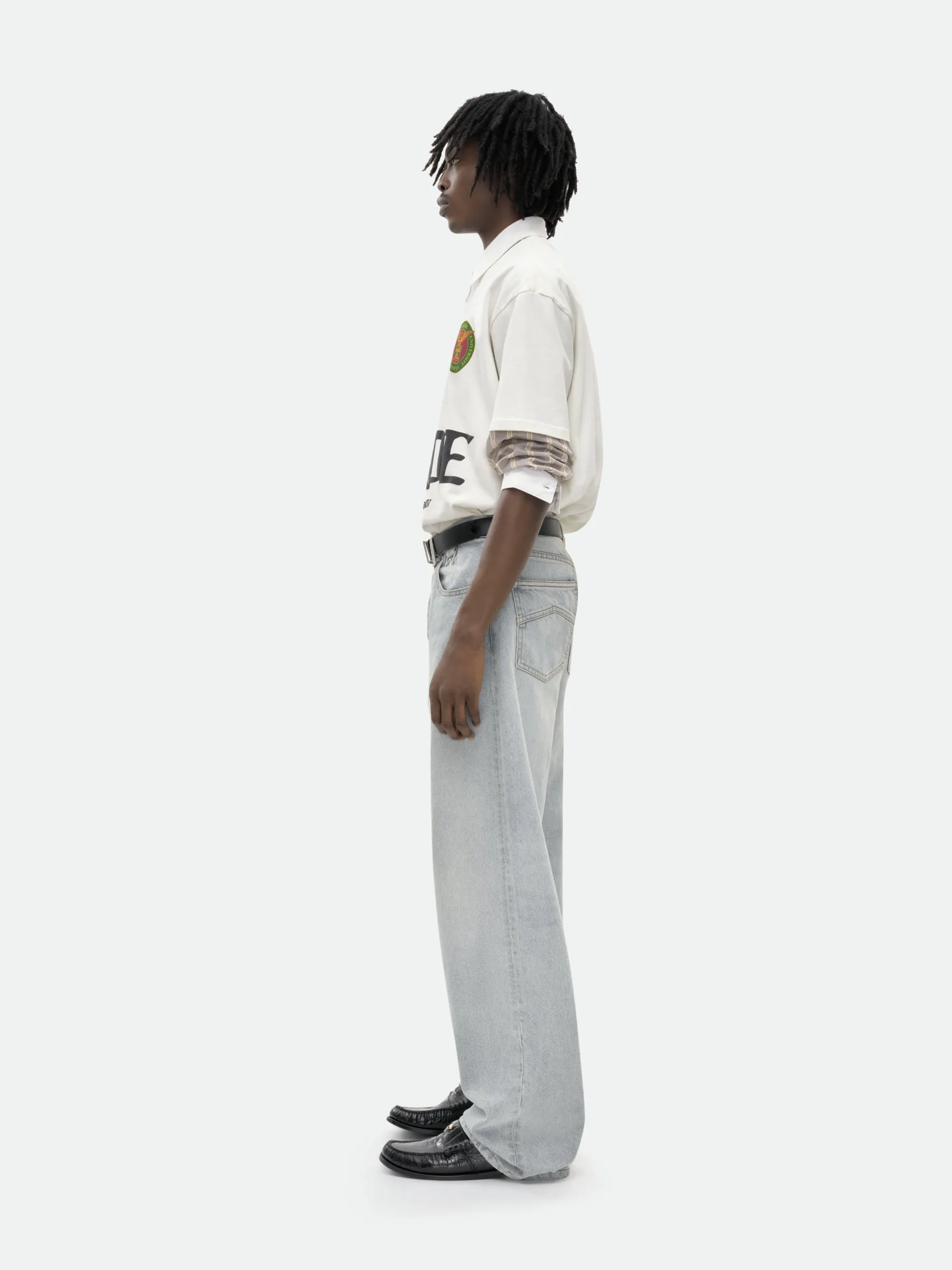 RUNWAY SCRIPT TEE