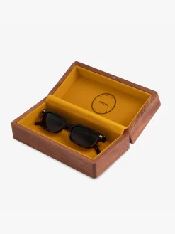 TOBAC FRAMES
