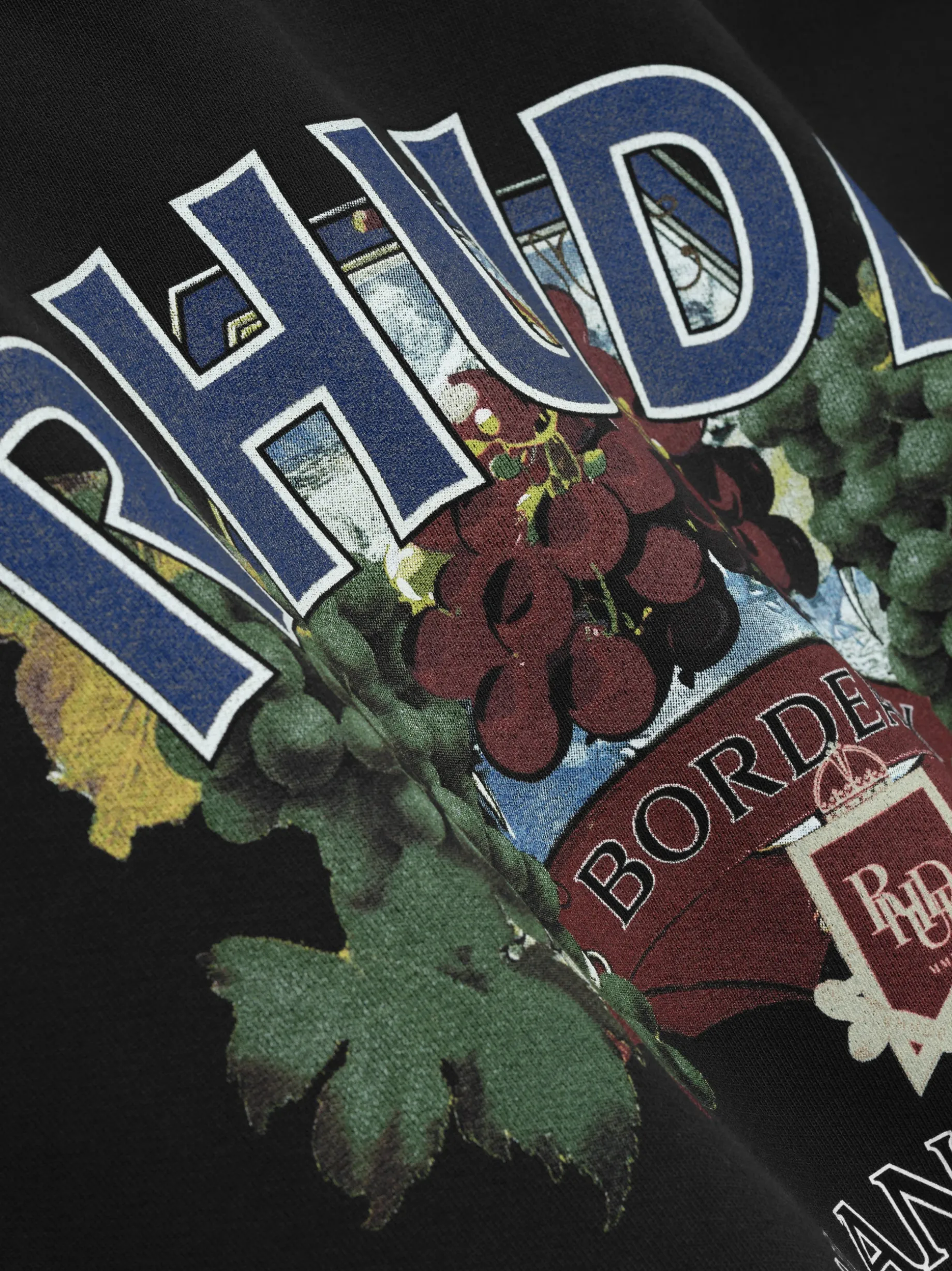 TOWN AND COUNTRY HOODIE