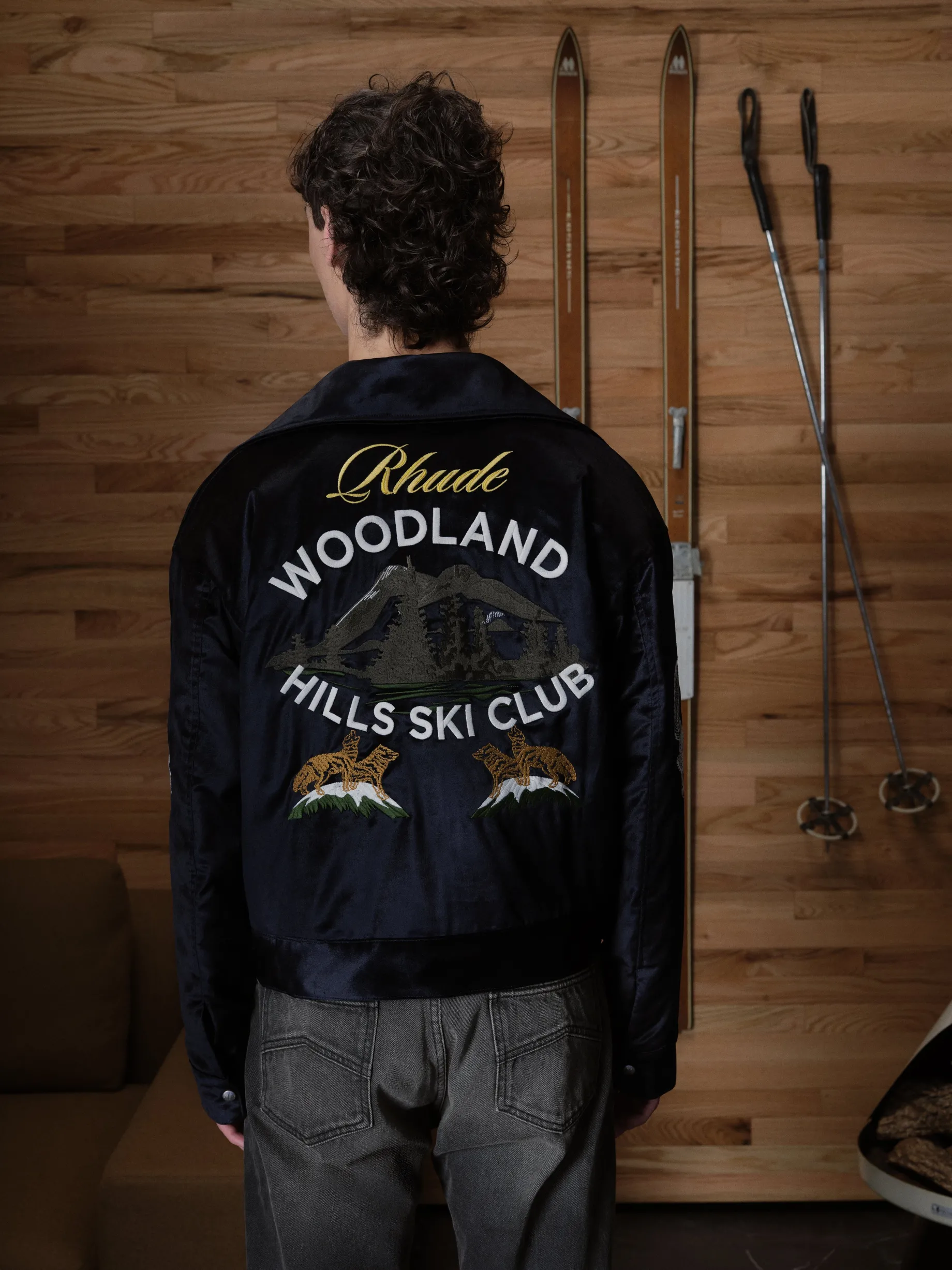 WOODLAND HILLS VELVET JACKET